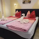 Lucys Haus 2 