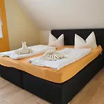 Lucys Haus 2 